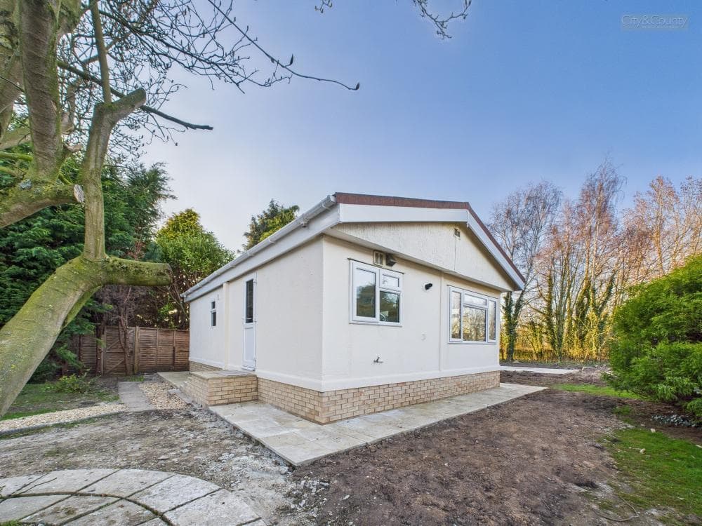 Jekils Bank, Moulton Eaugate, Spalding, PE12 0SX