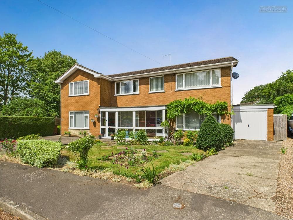 Ambury Gardens, Crowland, Peterborough, Lincolnshire, PE6 0ET