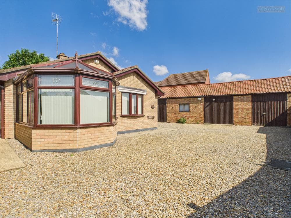 Broadway, Crowland, Peterborough, Lincolnshire, PE6 0BJ