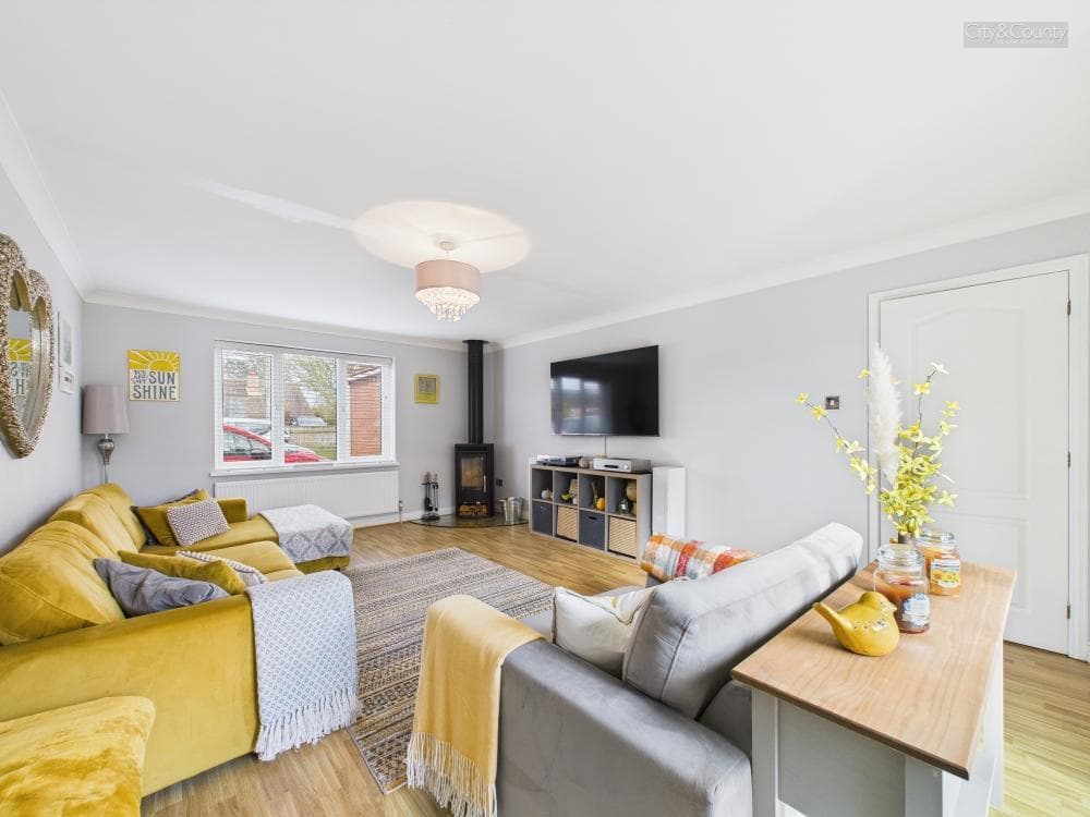 Main Road, Holbeach Drove, Spalding, PE12 0PS