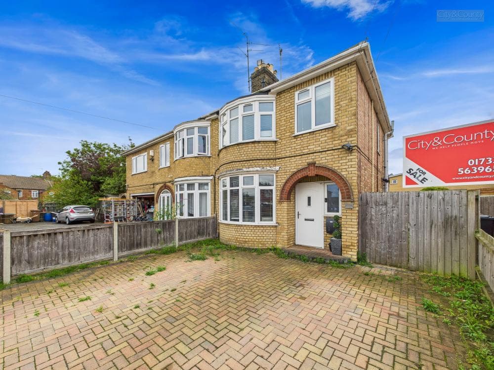 Carleton Crest, Walton, Peterborough, PE4 6HF