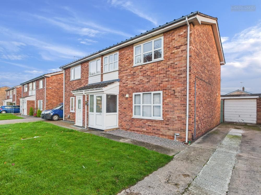 Moulton Grove, Westwood, Peterborough, PE3 7JG