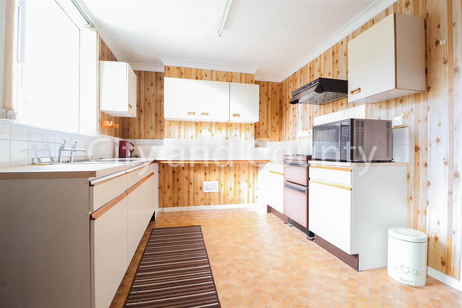 Crease Drove, Crowland, Peterborough, Lincolnshire, PE6 0BN