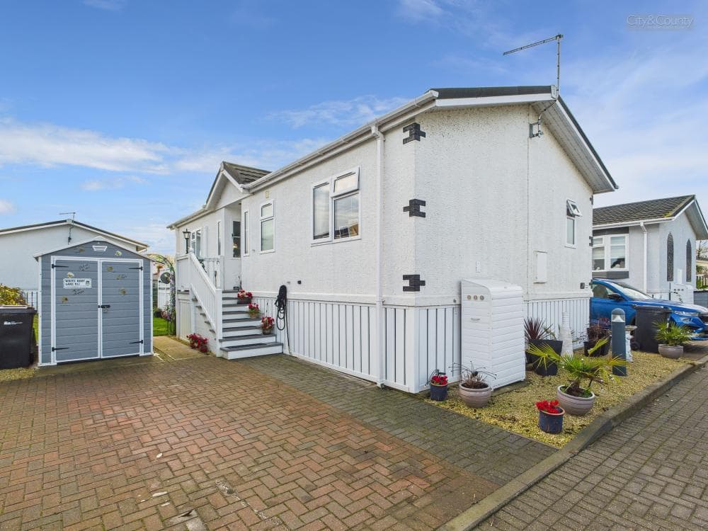 Yarwell Mill, Yarwell, Peterborough, PE8 6FN