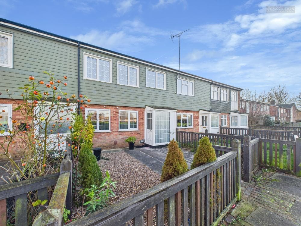 Lutton Grove, Westwood, Peterborough, PE3 7DY