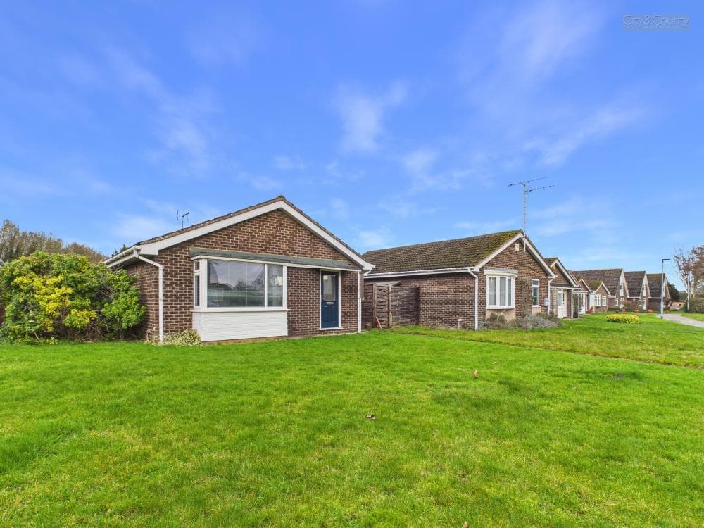 Walcot Walk, Netherton, Peterborough, PE3 9QF