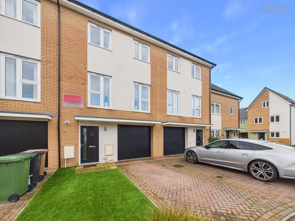 Chapman Avenue, West Town, Peterborough, PE3 6HH