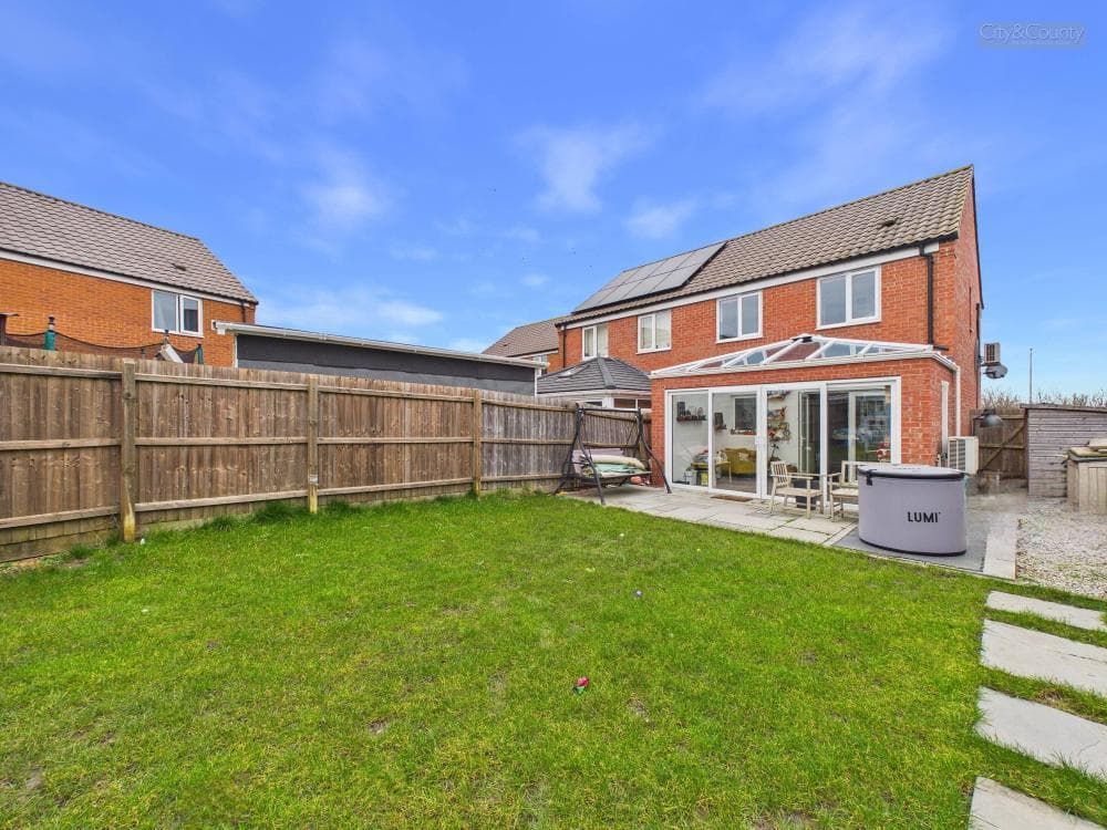 Brutus Close, Cardea, Peterborough, PE2 8WP