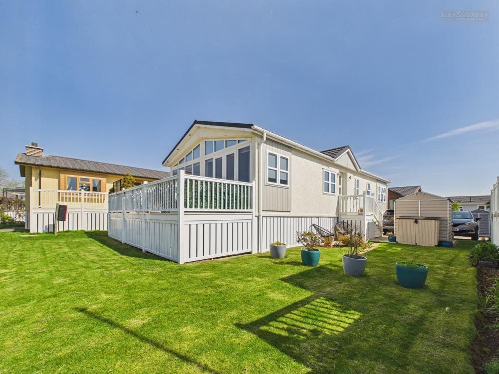 Waters View, Yarwell, Peterborough, PE8 6EU