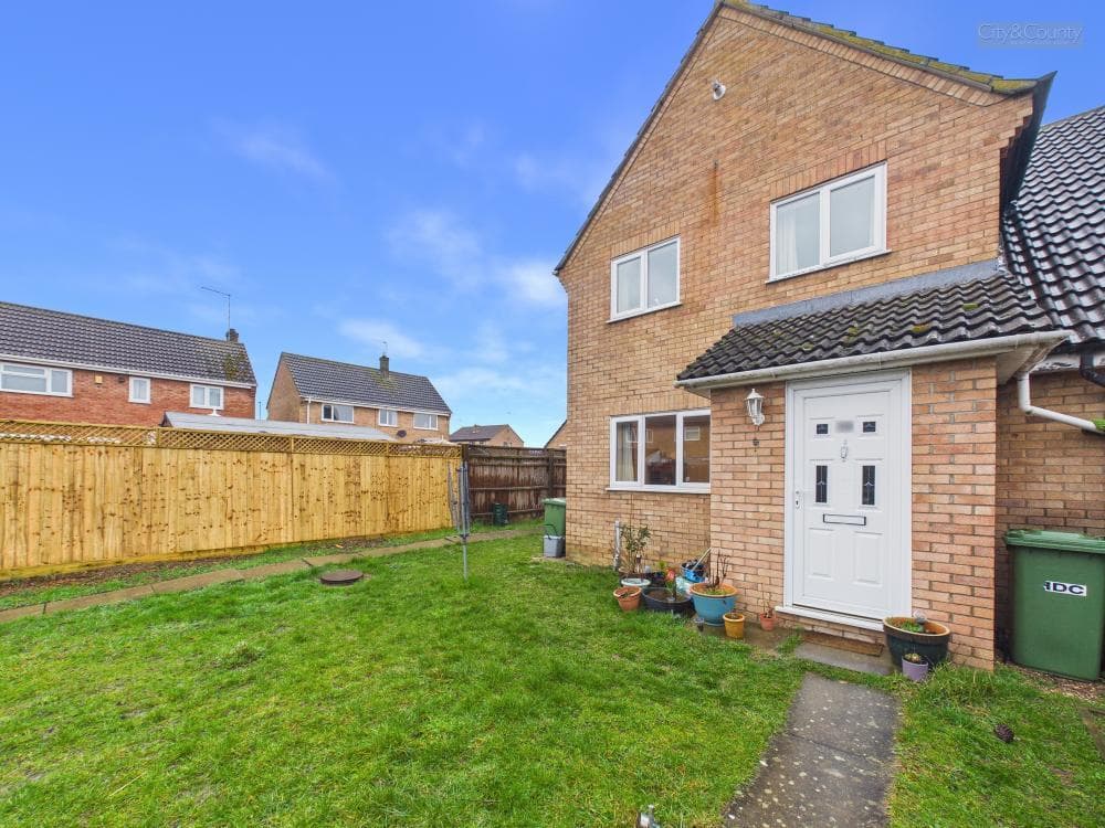 Stanch Hill Road, Sawtry, Huntingdon, PE28 5XG