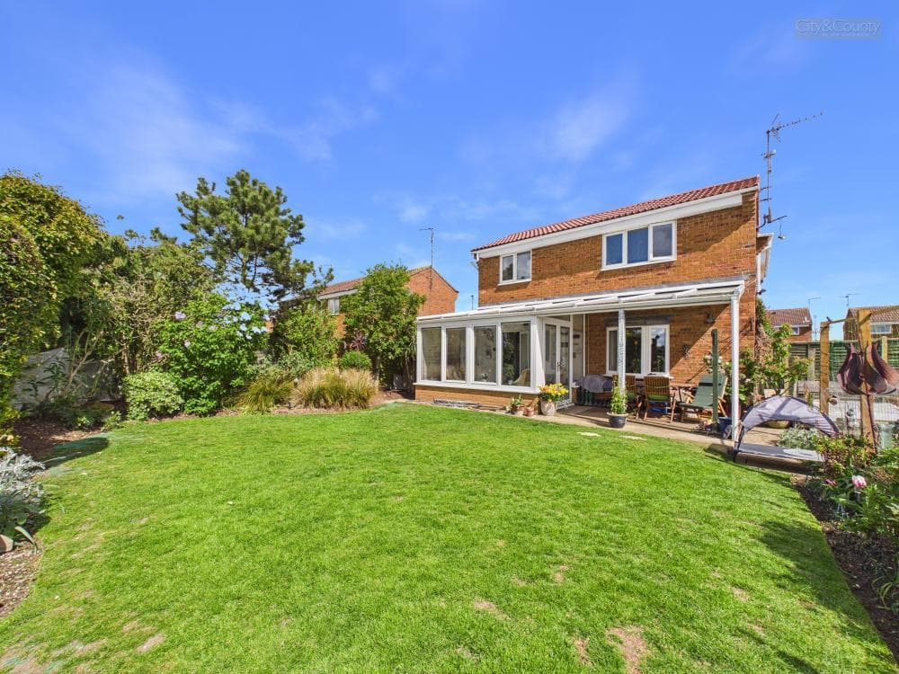 Hawkshead Way, Gunthorpe, Peterborough, PE4 7JN