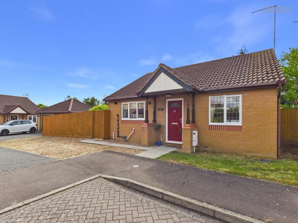 Houghton Avenue, Park Farm, Peterborough, PE2 8UR