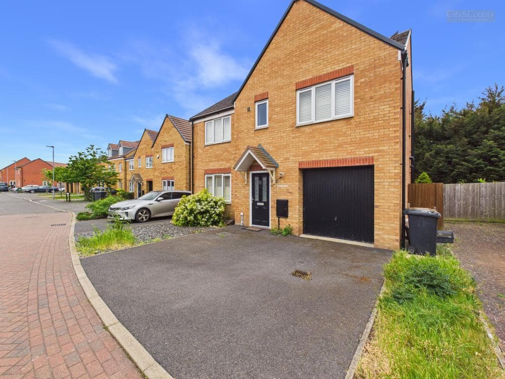 Mollis Close, Woodston, Peterborough, Cambridgeshire, PE2 9SX