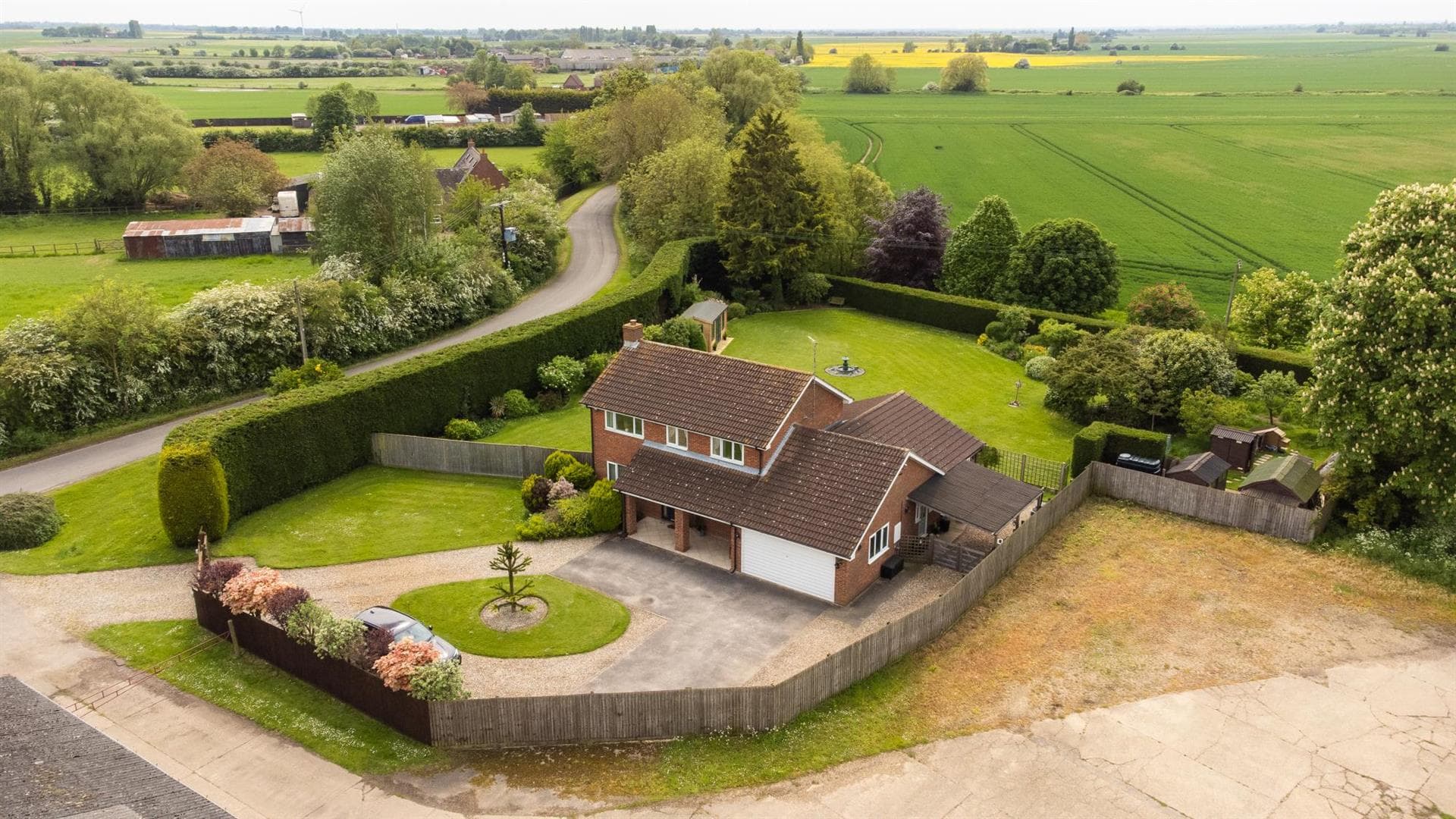 Dowsdale Bank, Shepeau Stow, Spalding, PE12 0TZ