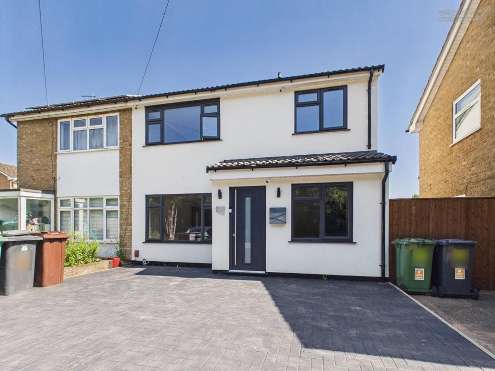 Helmsdale Gardens, Werrington, Peterborough, PE4 6NS