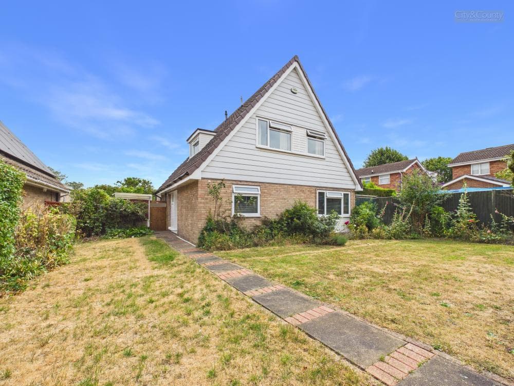 Serlby Gardens, Netherton, Peterborough, PE3 9QD