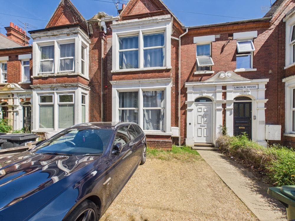 Park Road, Peterborough, PE1 2TT