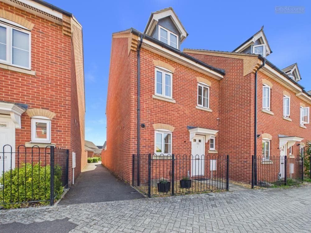 Eagle Way, Hampton Vale, Peterborough, PE7 8EL