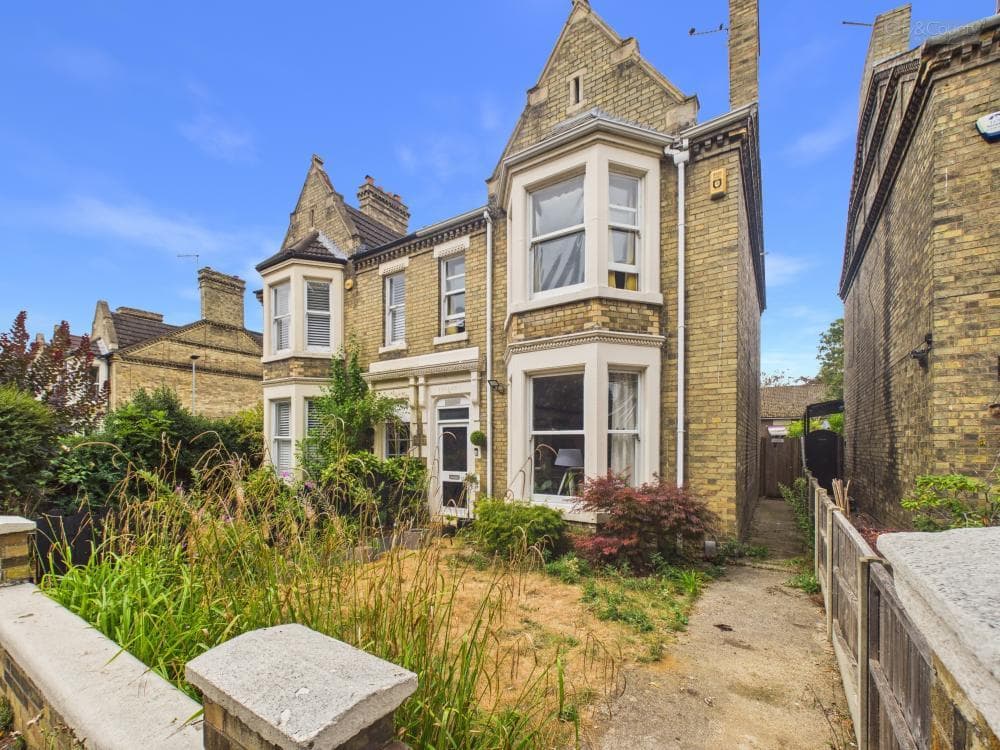 Broadway, Peterborough, PE1 4DG