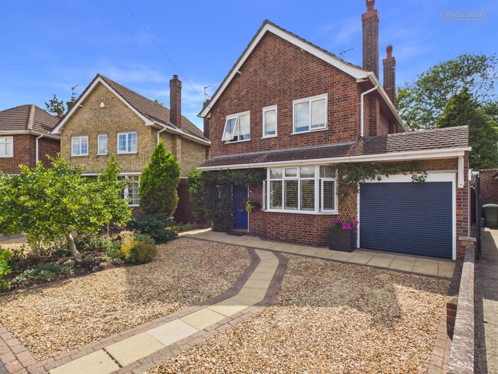 Francis Gardens, Dogsthorpe, Peterborough, PE1 3XS