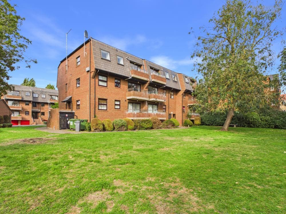 Thorpe Road, Peterborough, PE3 6EW